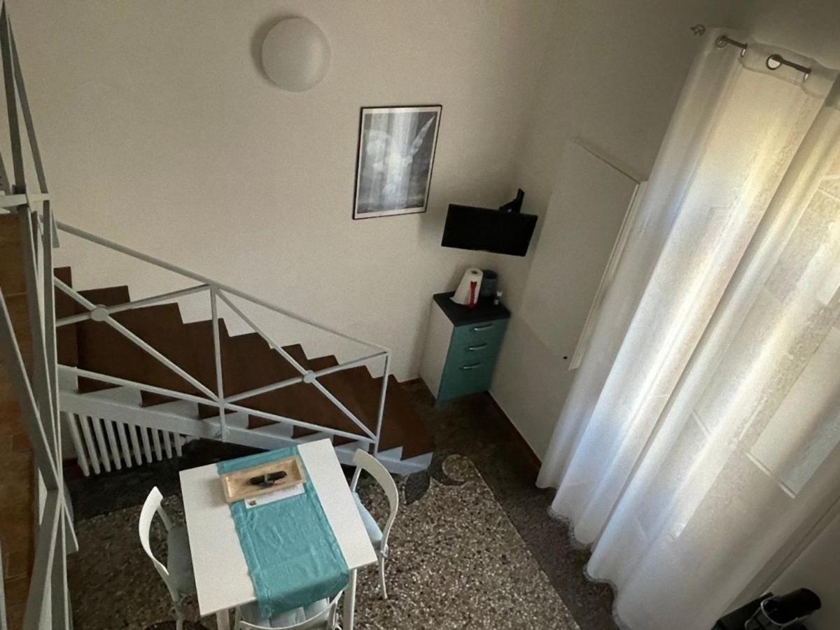 Centralissimo Appartamento Su Due Livelli 1 토리노 외부 사진